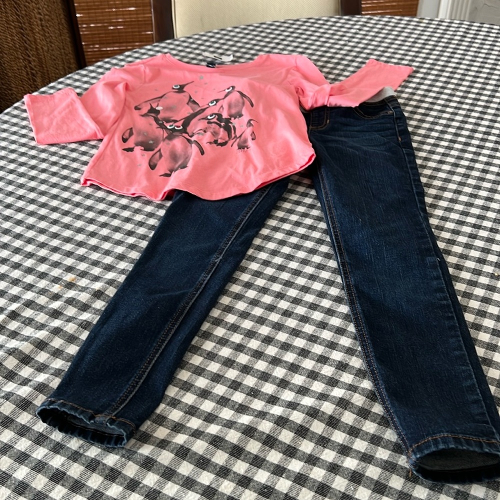 Girls top and jeans size 8